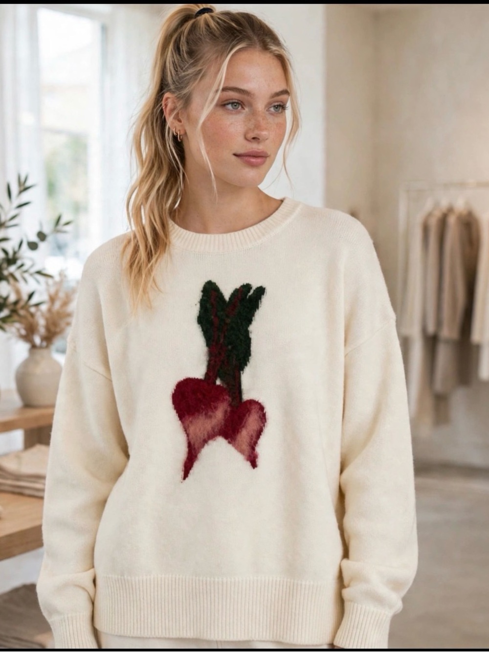 Title:
Sunday Edition Cream Radish Oversized Crewneck Sweater Size S